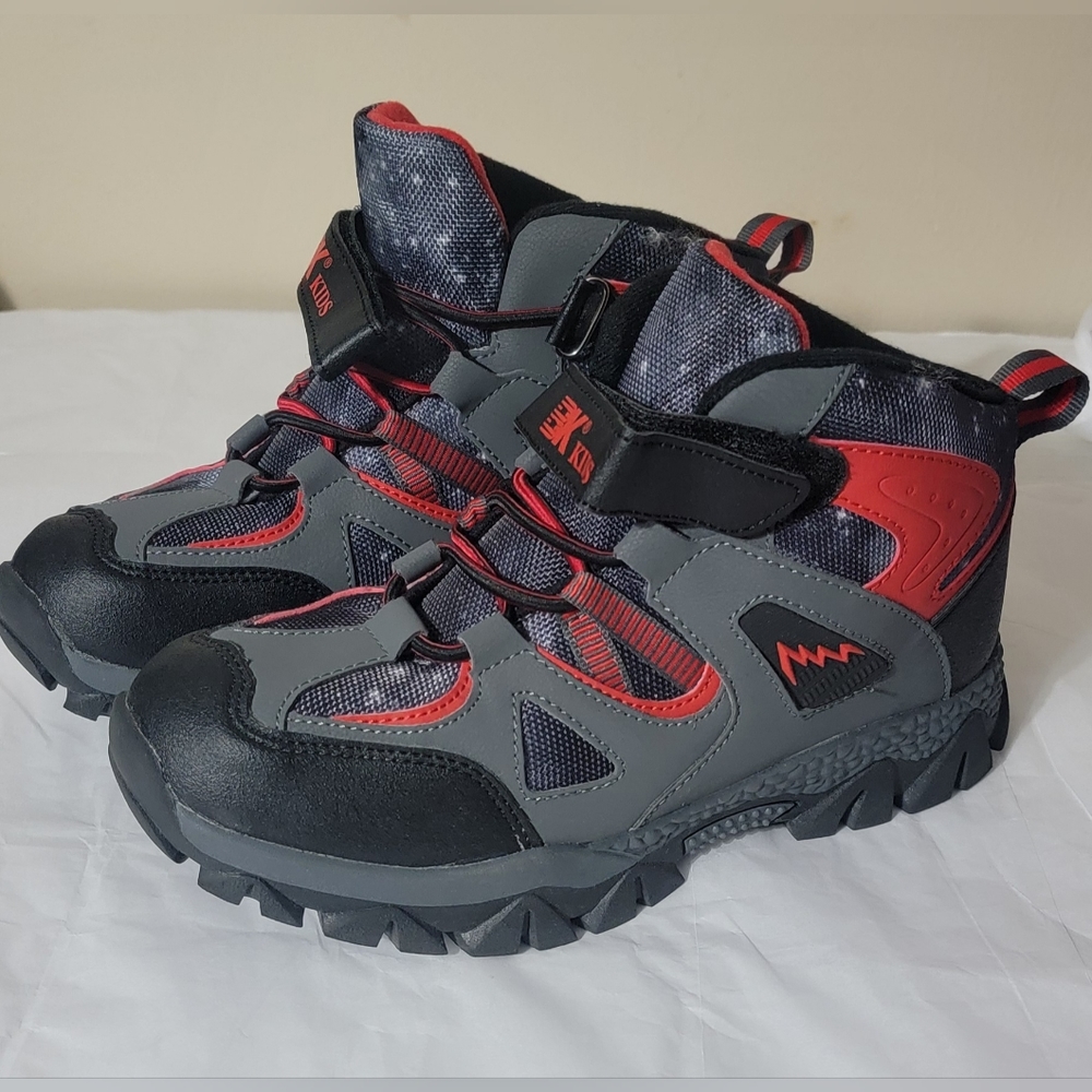 Worn Once Hiking Snow Unisex Non-Slip Boots Women Size 9.5